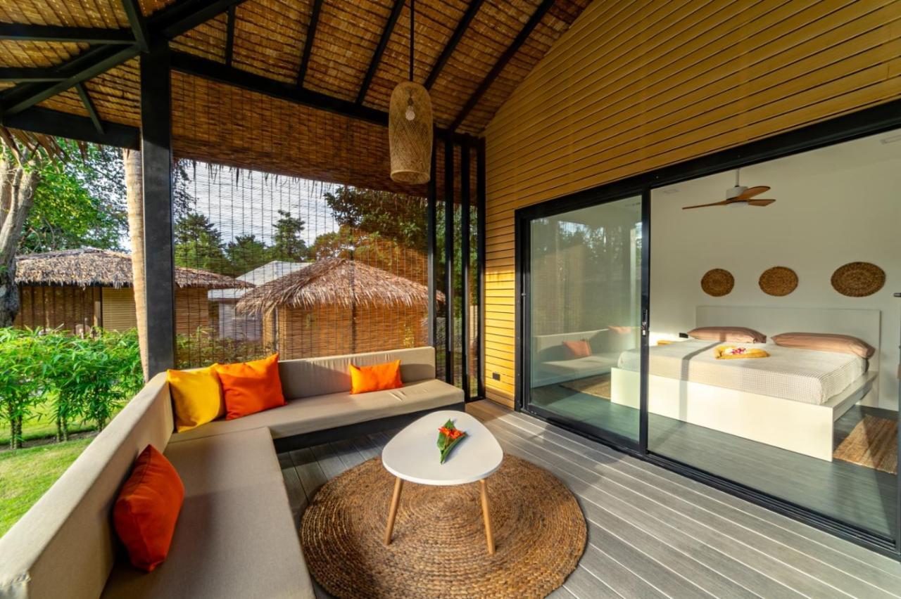 Suan Residence - Exotic And Contemporary Bungalows With Private Pool Чалоклум Екстер'єр фото